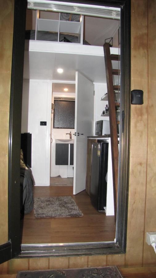 Tiny House In The Bush - A Minute From Town Centre Ruapehu Unique Stays Raetihi Extérieur photo