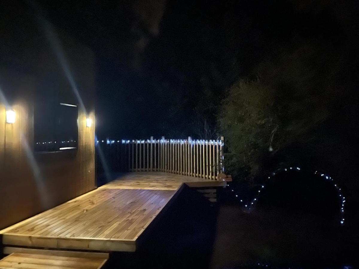 Tiny House In The Bush - A Minute From Town Centre Ruapehu Unique Stays Raetihi Extérieur photo