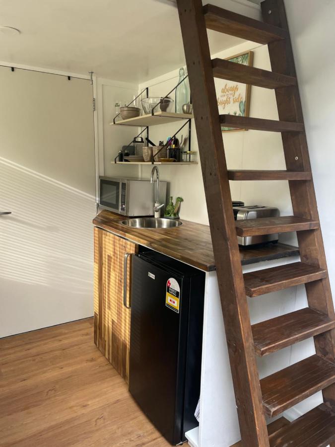 Tiny House In The Bush - A Minute From Town Centre Ruapehu Unique Stays Raetihi Extérieur photo